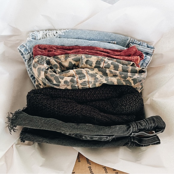 Thrift Fit Box | Elissa - Picture 3 of 5